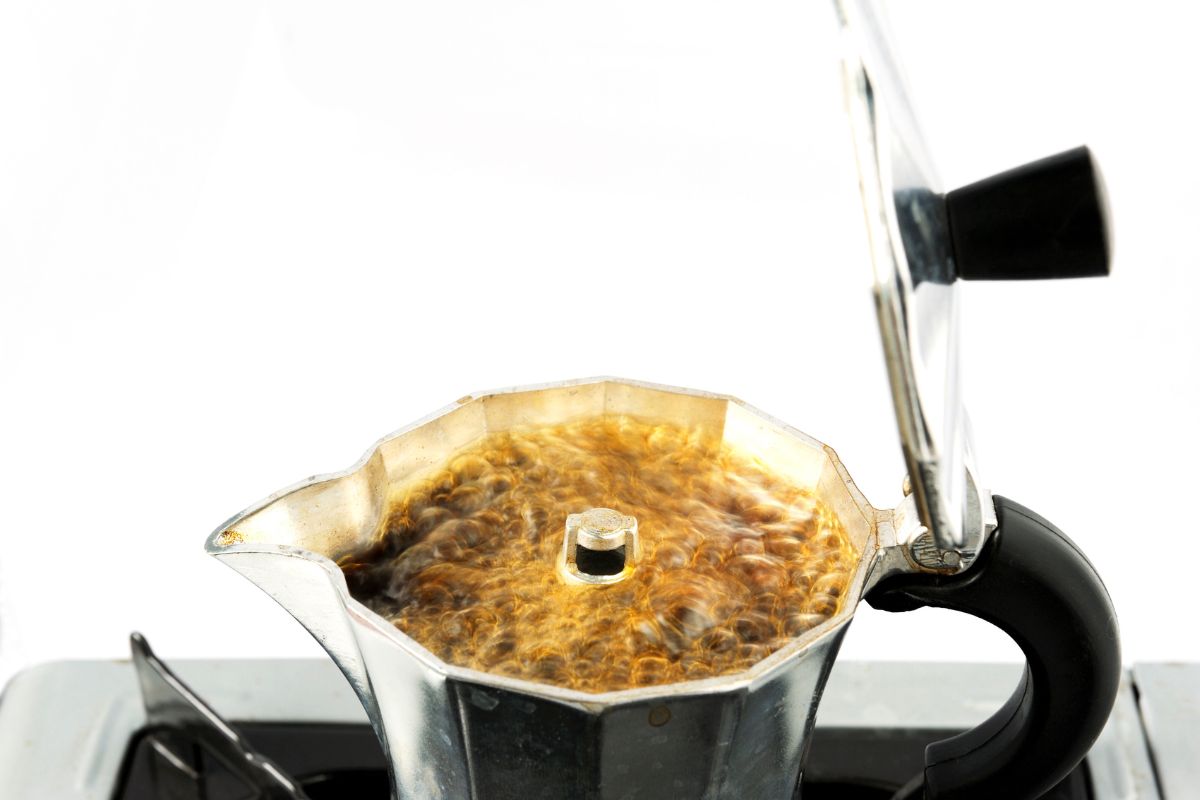como fazer café na cafeteira italiana 2