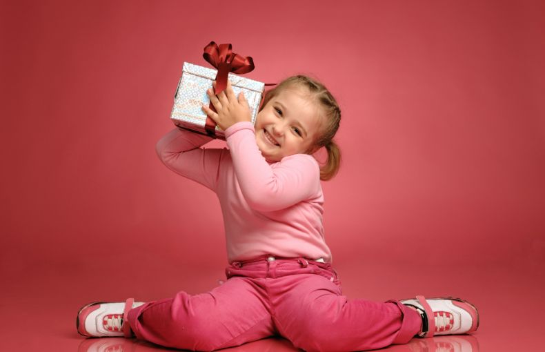 Veja como fazer uma Cesta de Natal infantil: itens, montagem e dicas de segurança